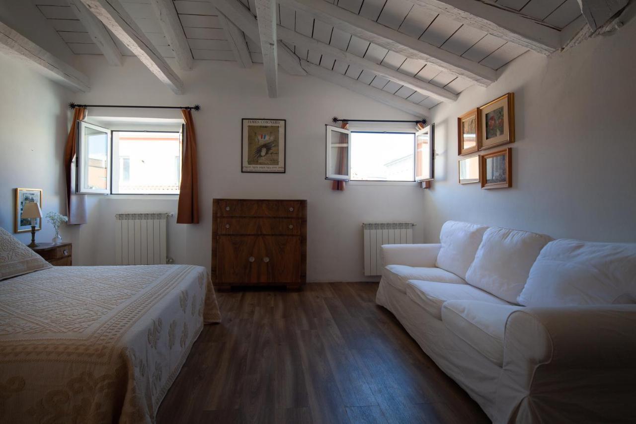 Serravallo'S Apartments Big Trieste Extérieur photo