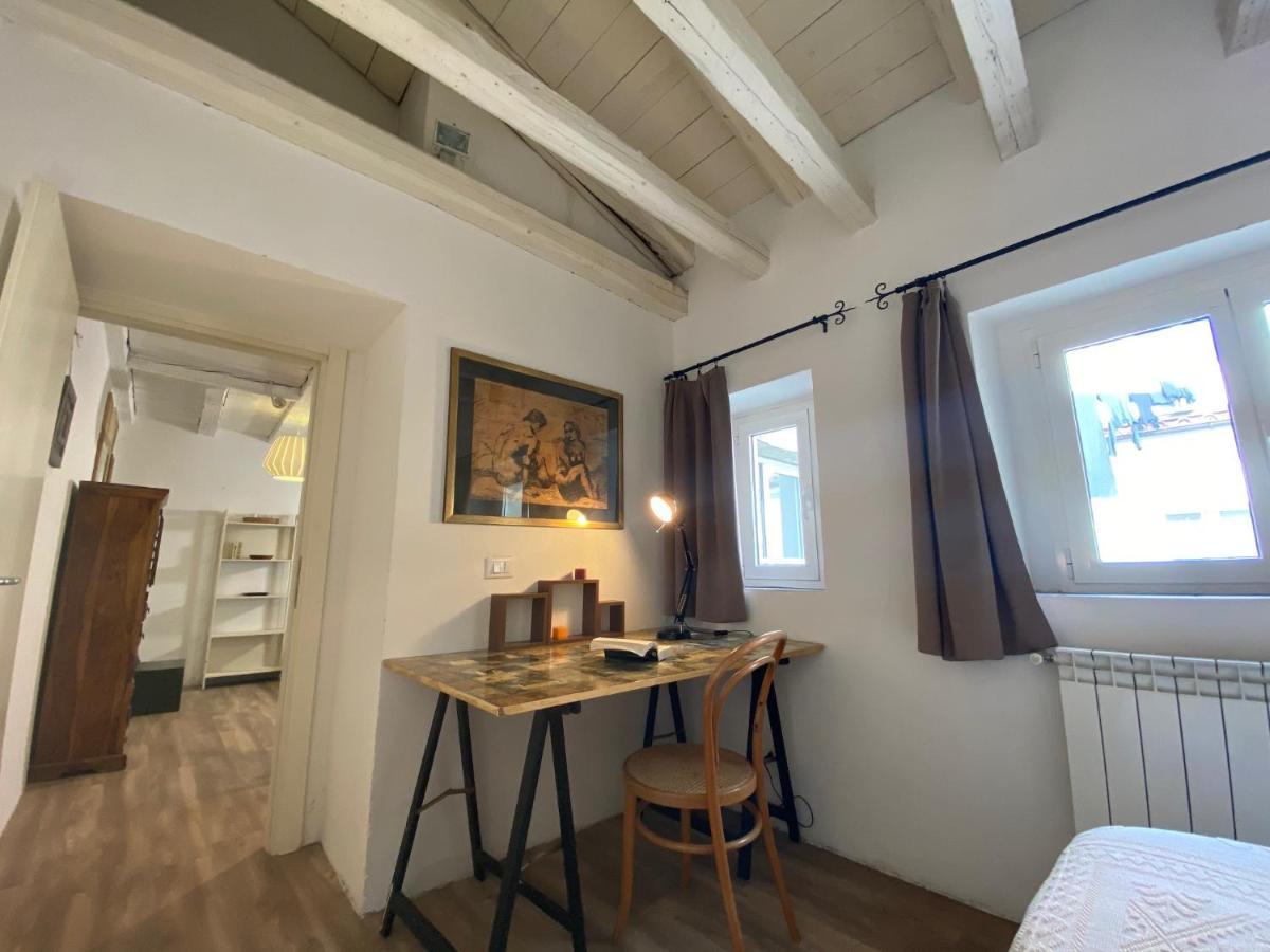 Serravallo'S Apartments Big Trieste Extérieur photo